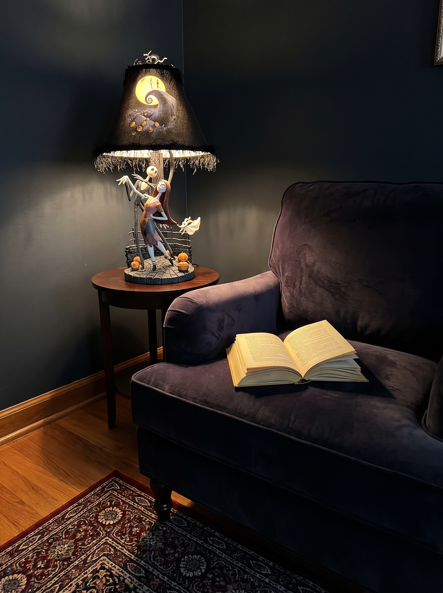 (PRE-ORDERS) THE NIGHTMARE BEFORE CHRISTMAS LAMP